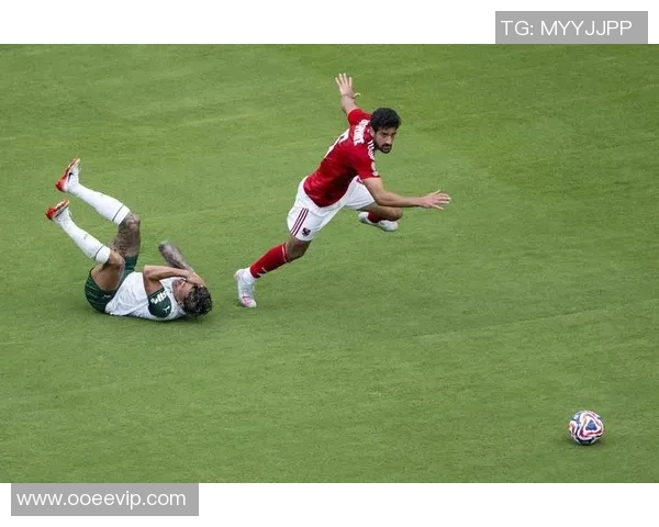 足球明星搞笑视频大集合让你捧腹大笑的影视恶搞精彩瞬间