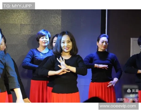 足球明星们的舞动时刻精彩合辑尽显魅力与风采